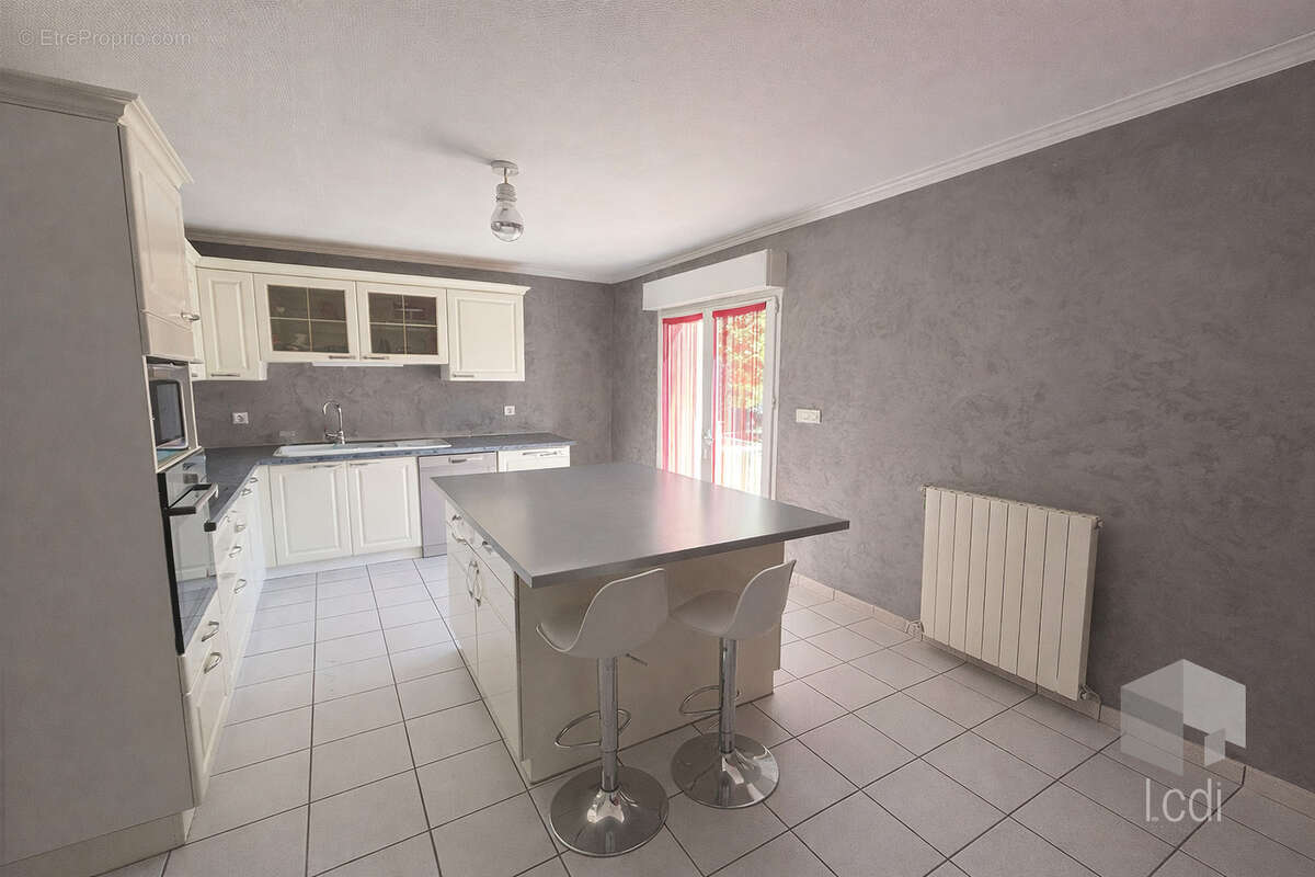 Maison à LE TEIL