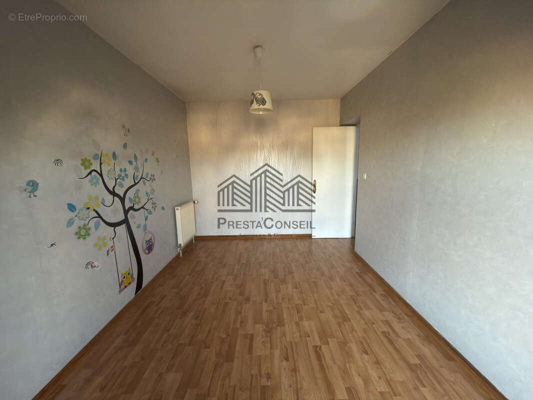 Maison à LES DAMPS