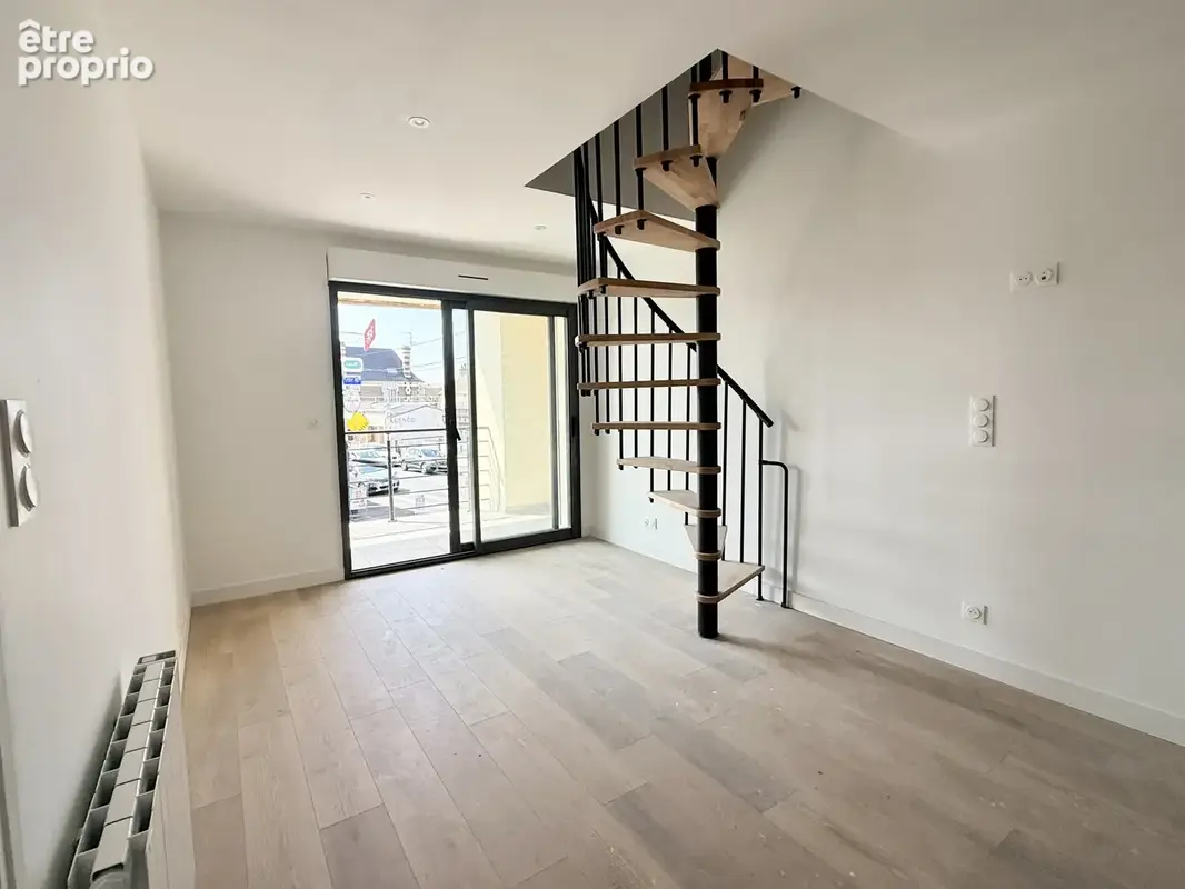 Spacieux appartement en centre-ville - photo 2