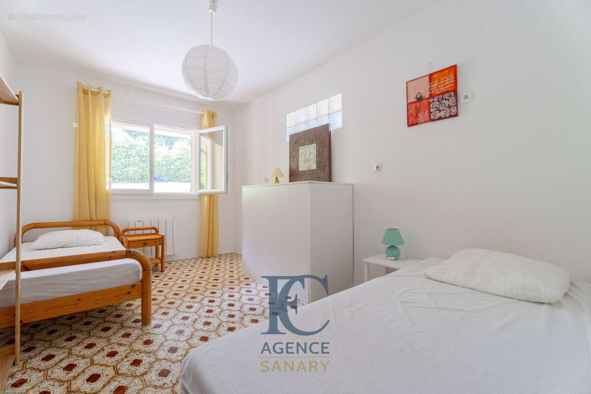 Maison à SIX-FOURS-LES-PLAGES