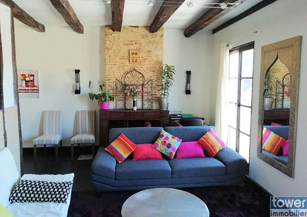 Appartement à VILLEFRANCHE-DE-ROUERGUE