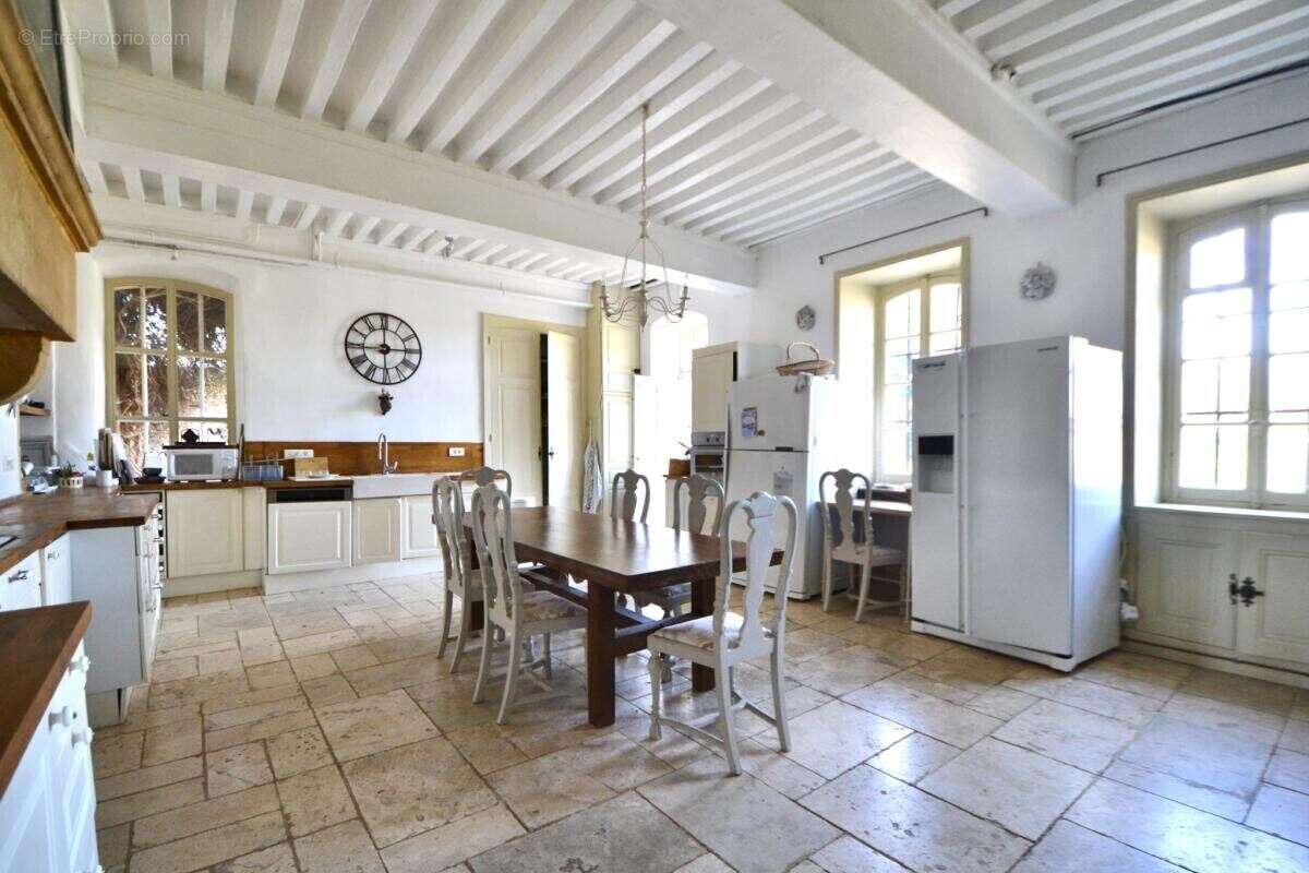 Maison à LA CLAYETTE