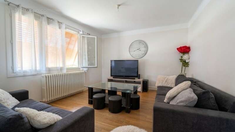 Maison de 5 pièces principales - photo 3