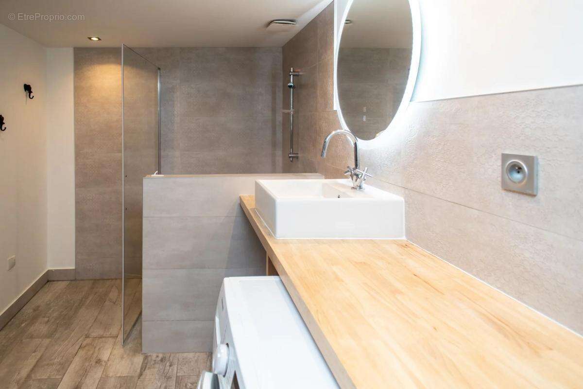 Appartement à THONON-LES-BAINS