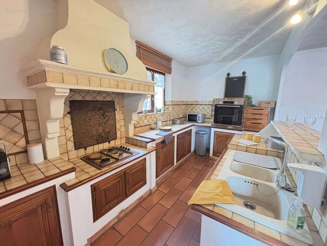 Maison à FIGANIERES