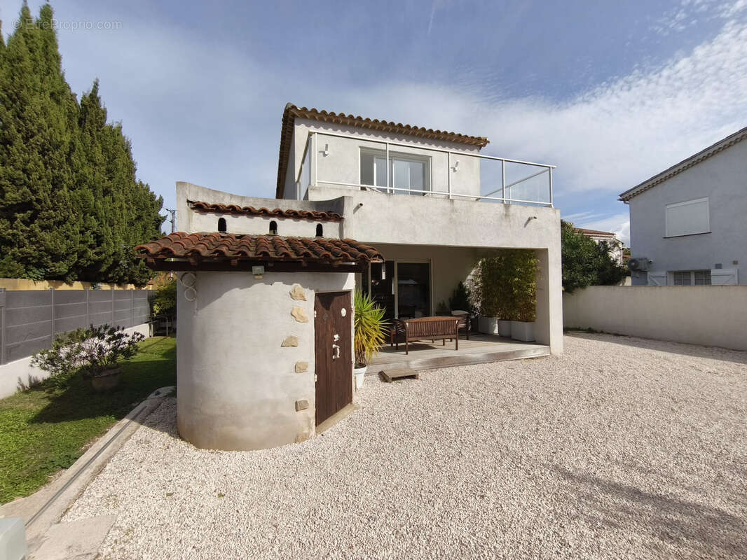 Maison à SIX-FOURS-LES-PLAGES