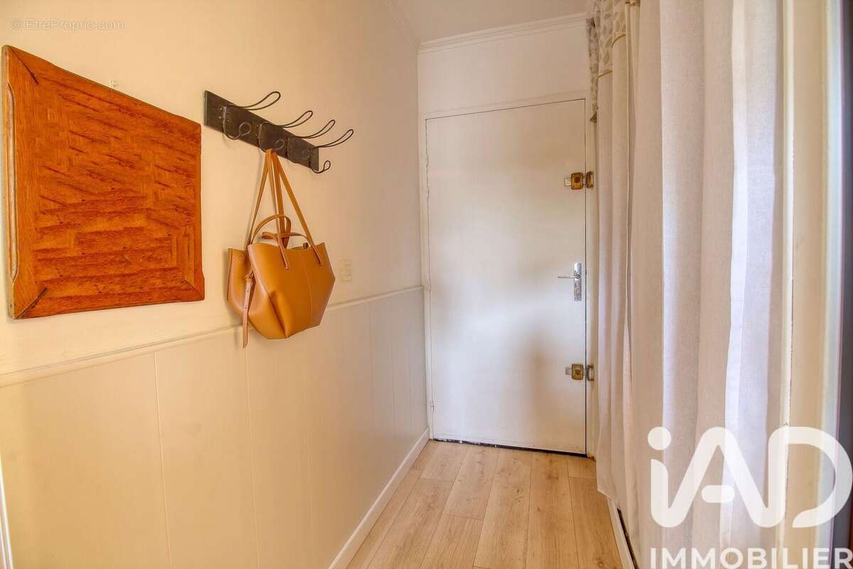 Photo 6 - Appartement à LES PAVILLONS-SOUS-BOIS