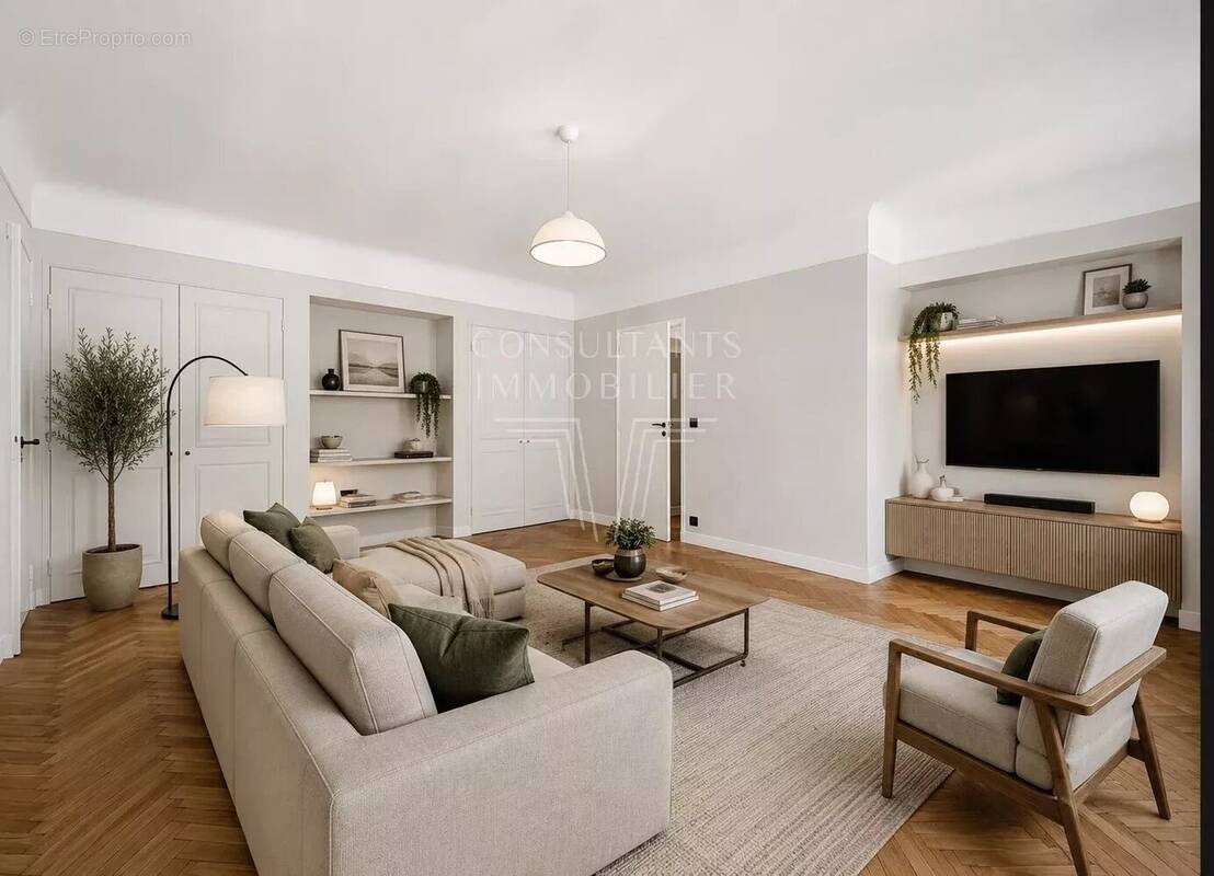 Appartement à PARIS-7E