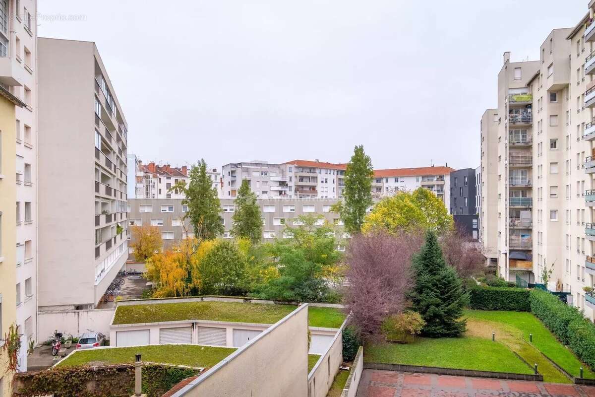 Appartement à LYON-3E
