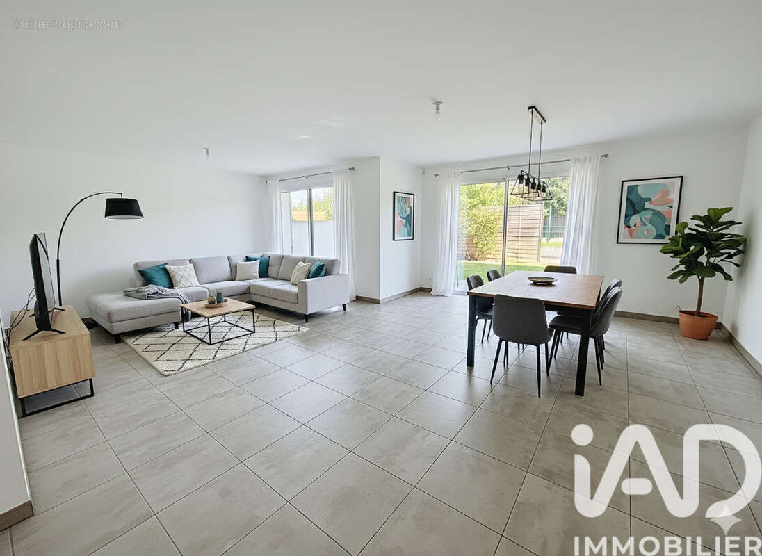 Photo 2 - Maison à SAINTE-LUCE-SUR-LOIRE