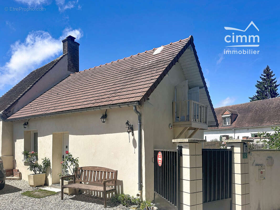 Maison 94 m² à Chatenoy  - photo 2