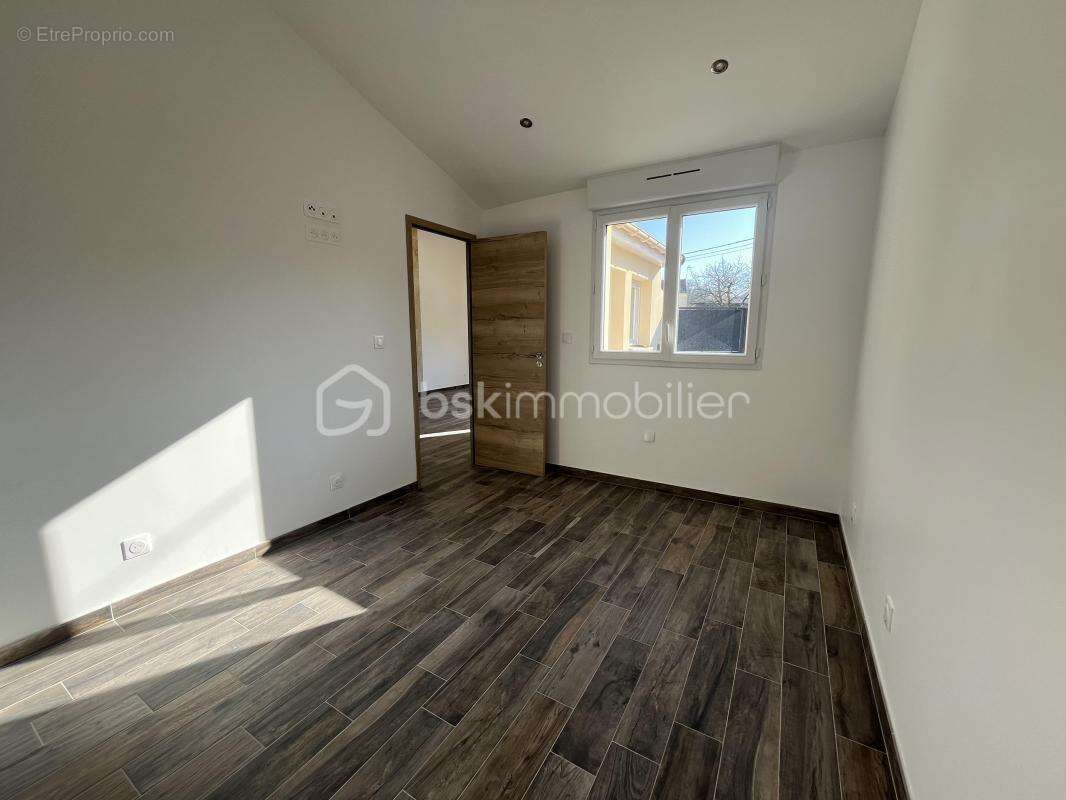 Propriété Idéale multi générationnelle ou activité professionnelle indépendante !! - photo 12