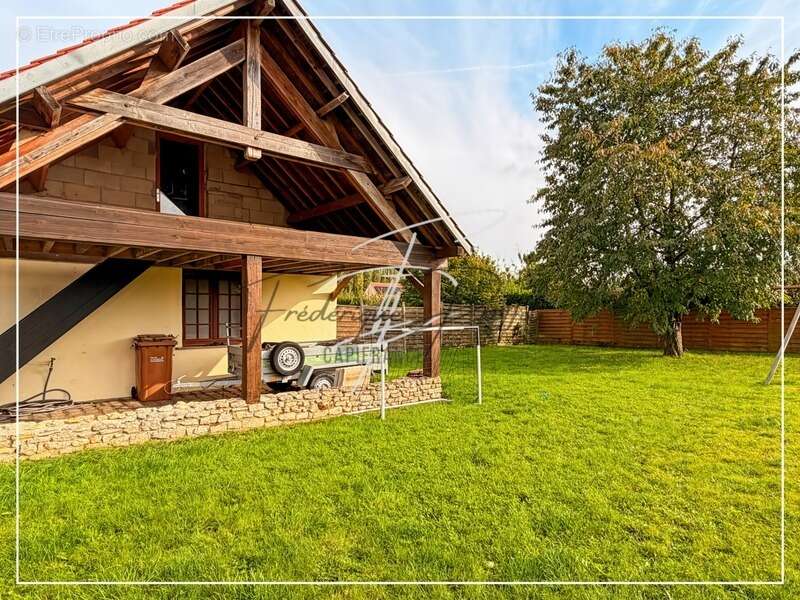 Maison à BREUIL-LE-VERT