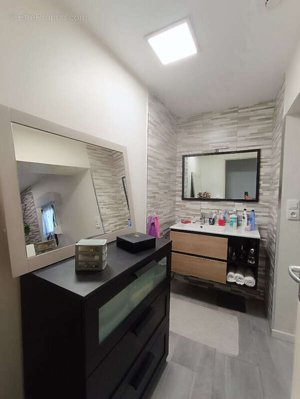 Maison à SAINT-QUENTIN