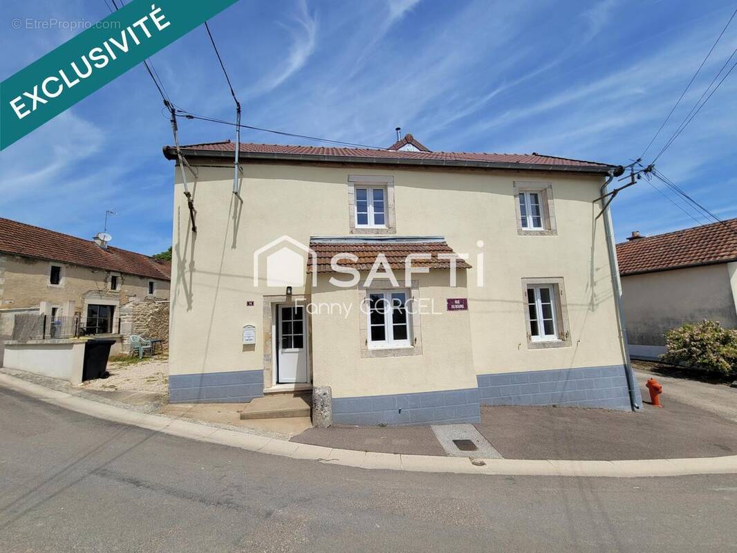 Photo 1 - Maison à FRAIGNOT-ET-VESVROTTE