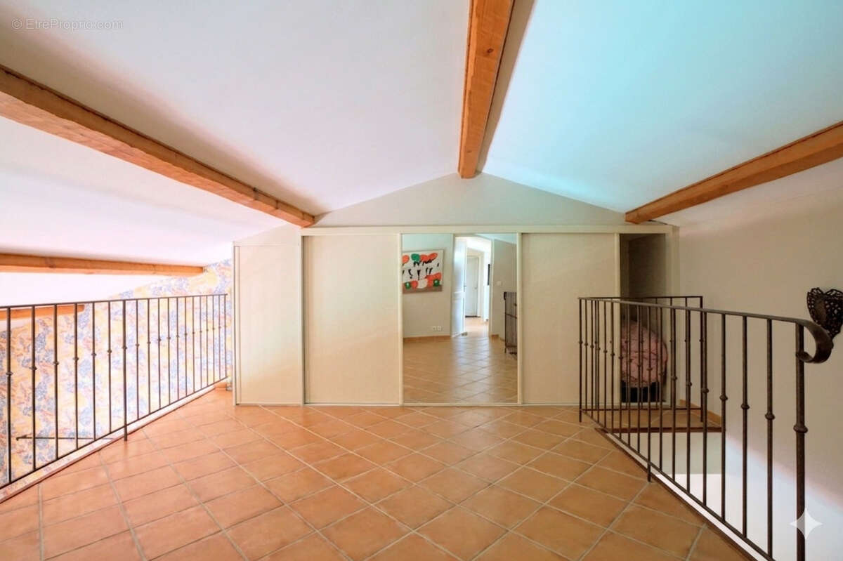 Maison à SIX-FOURS-LES-PLAGES