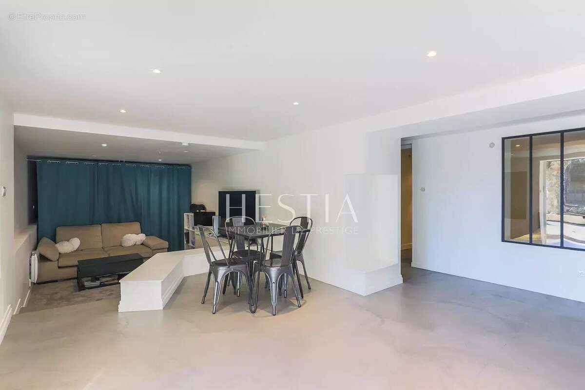 Maison à RILLIEUX-LA-PAPE