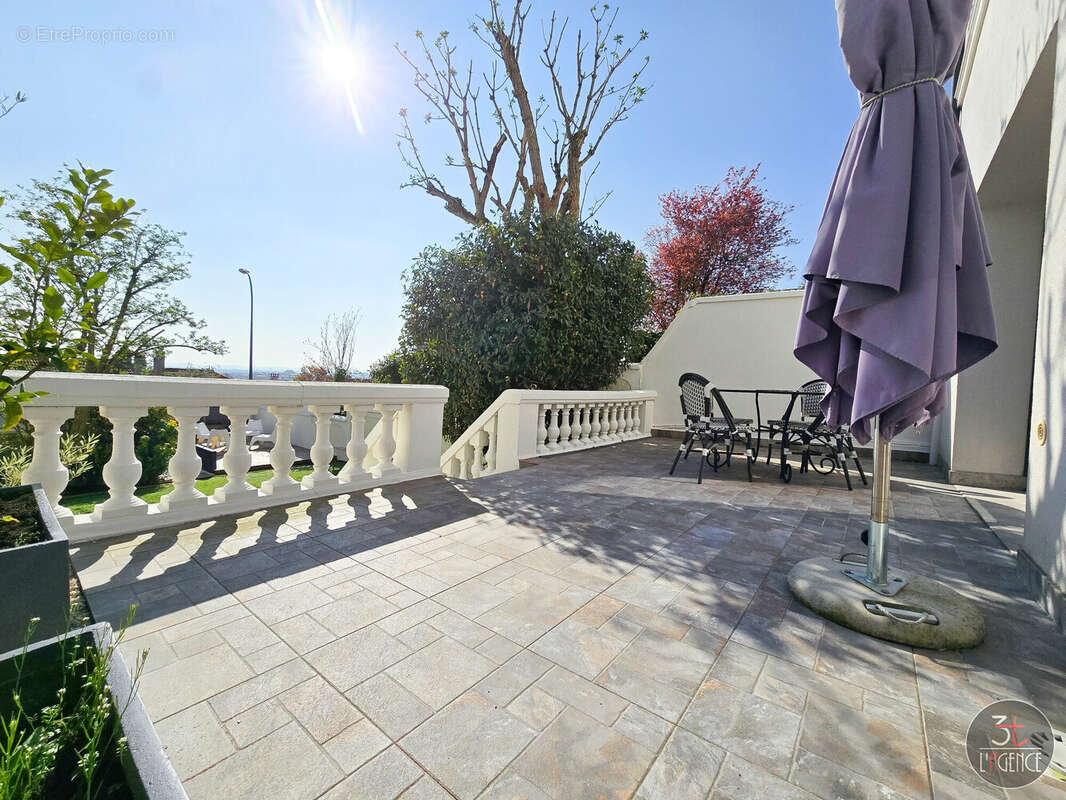 Maison à FONTENAY-SOUS-BOIS