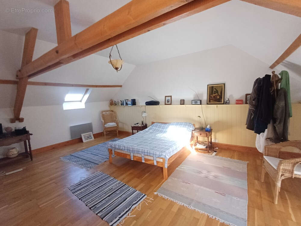 Maison à NEUVILLE-EN-BEAUMONT