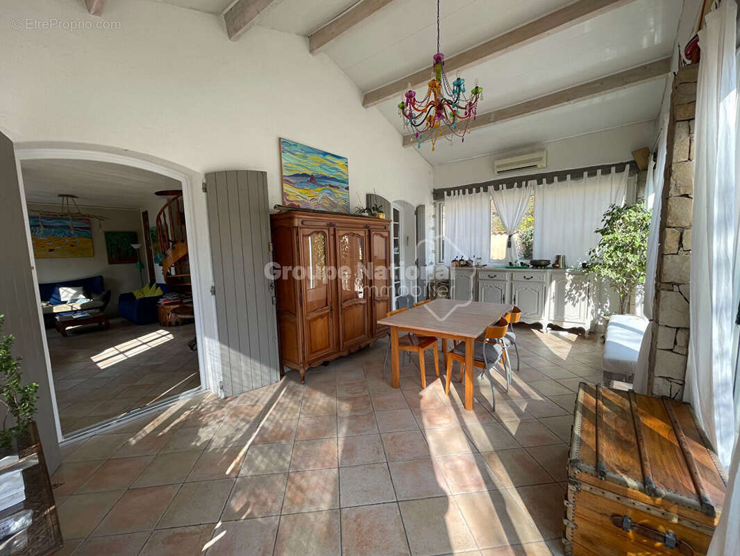 Maison à SAUSSET-LES-PINS