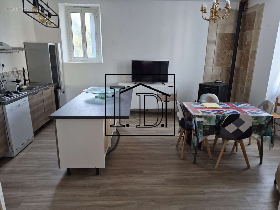 SEJOUR/SALON/CUISINE - Maison à CASTILLONNES