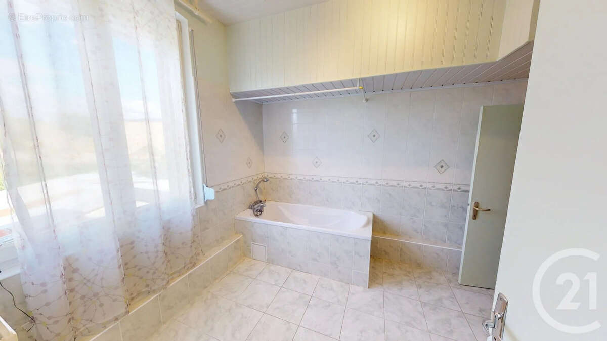 Maison à HARGICOURT