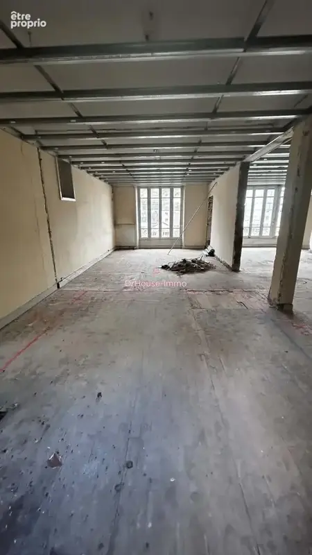 Appartement 450 m² à Tulle  - photo 5