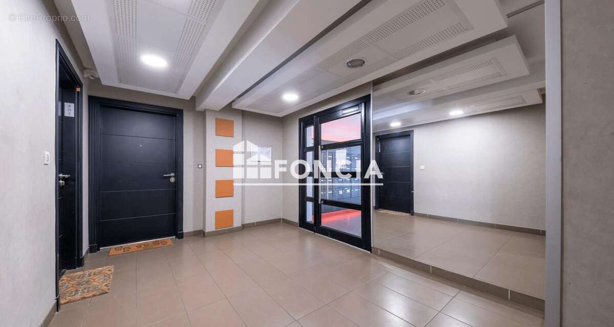 VENTE T2 avec terrasse et parking / TOULOUSE La Roseraie - photo 6