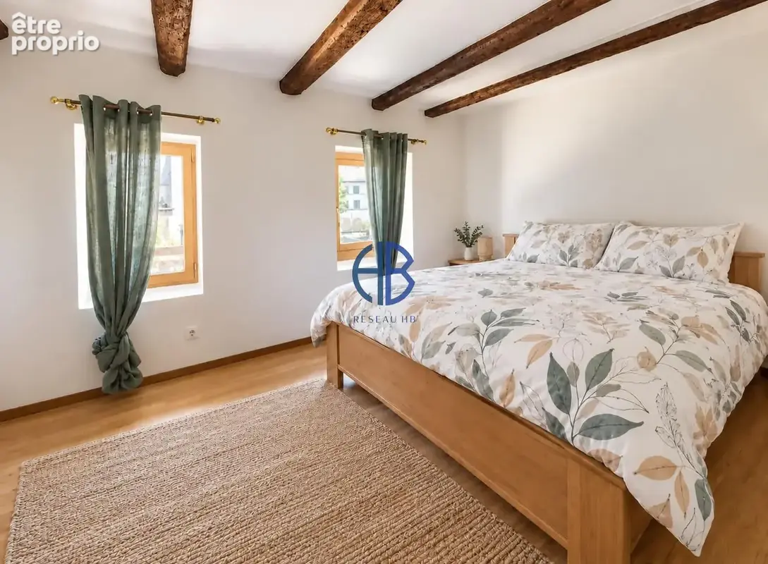 Appartement La Tour Du Pin 4 pièce(s) 84 m2 spécial investisseur - photo 6