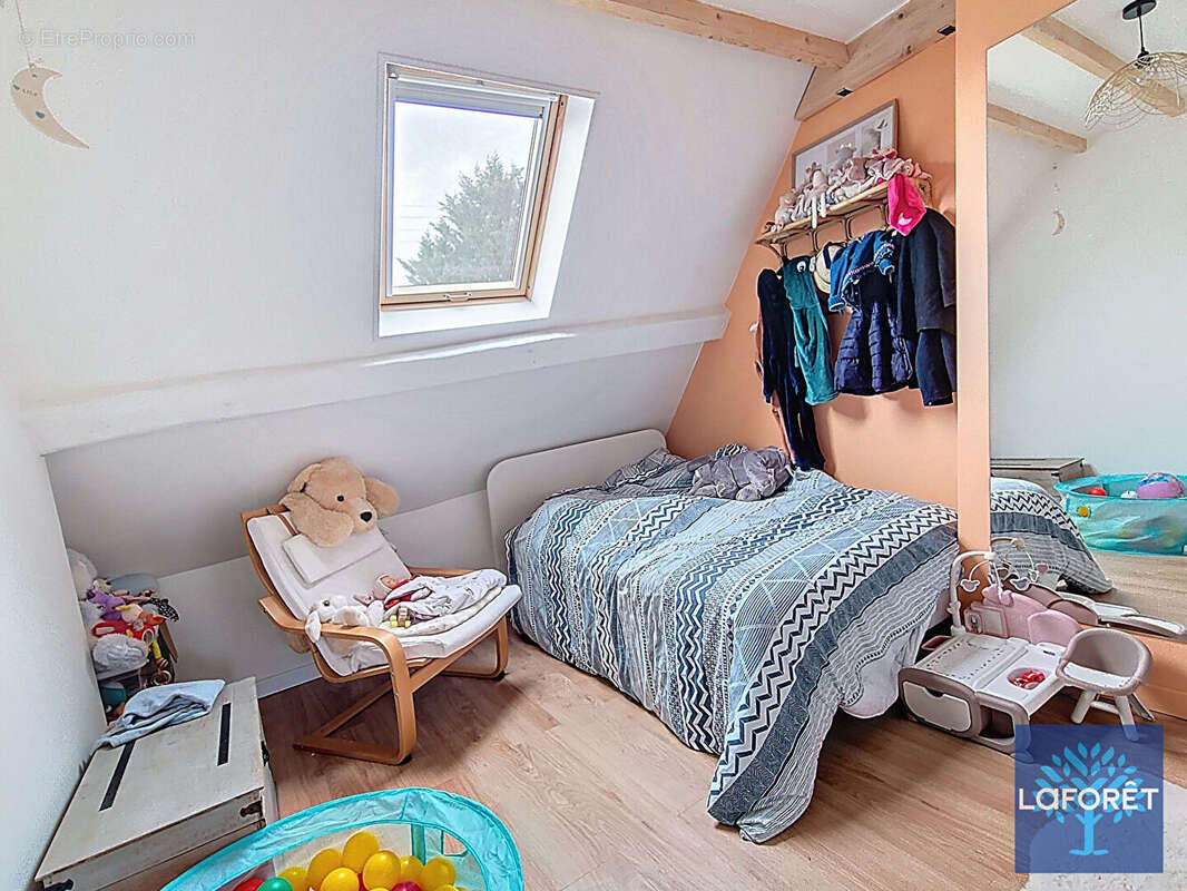 Maison à MORIGNY-CHAMPIGNY