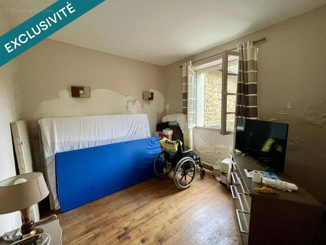 Photo 8 - Maison à SAINT-YRIEIX-LA-MONTAGNE