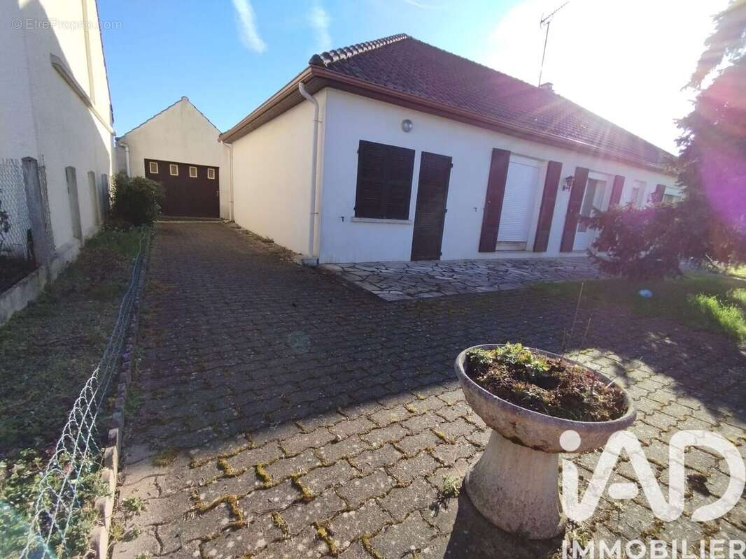 Photo 3 - Maison à LA FERTE-SAINT-AUBIN