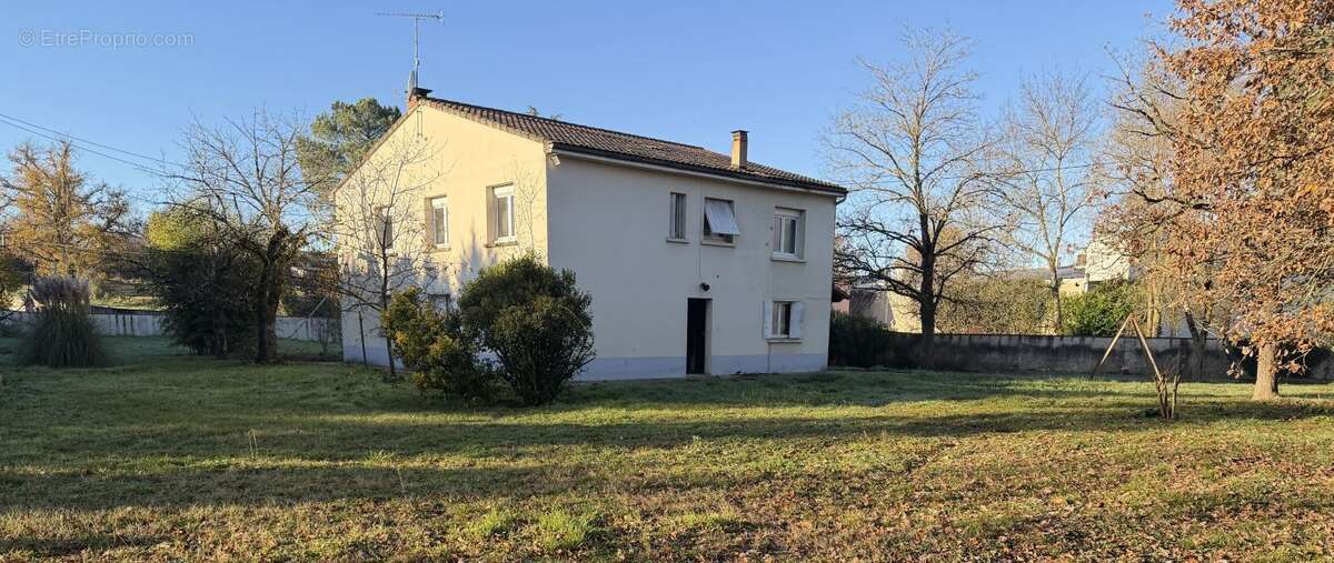 Maison à PUYGOUZON
