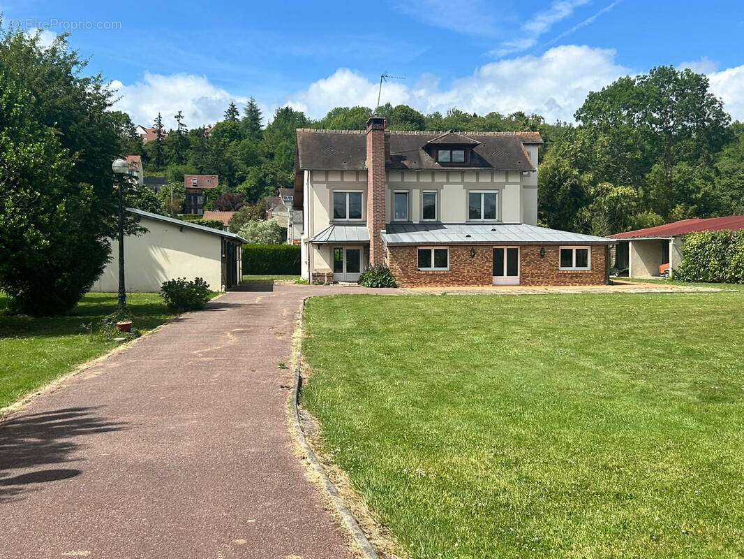 Maison à BENNECOURT
