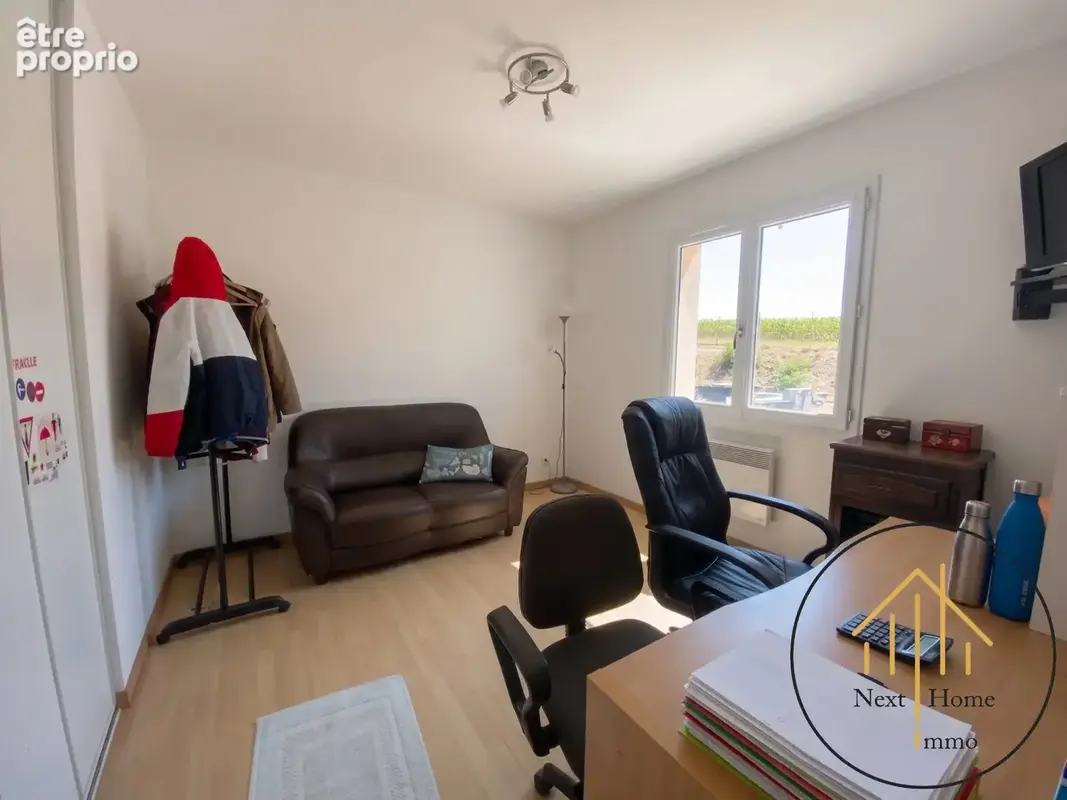 Maison 152 m² à Saint-Quentin-De-Chalais  - photo 5