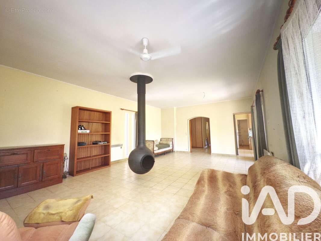 Photo 5 - Maison à SAINT-CLEMENT-DE-RIVIERE