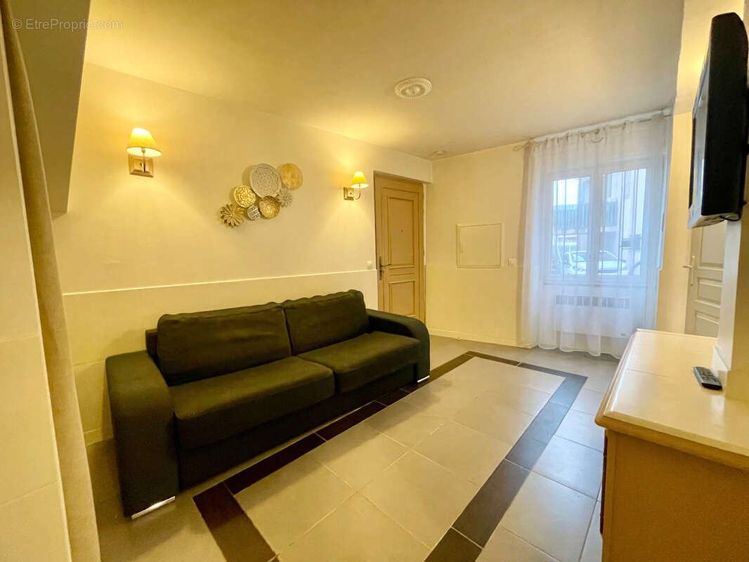 Appartement à LE CANNET