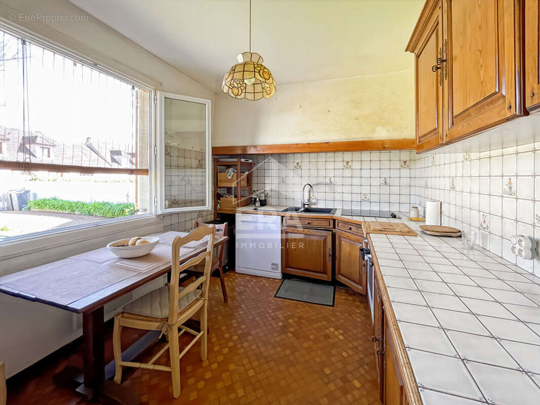 Maison à LE CHATELET-EN-BRIE