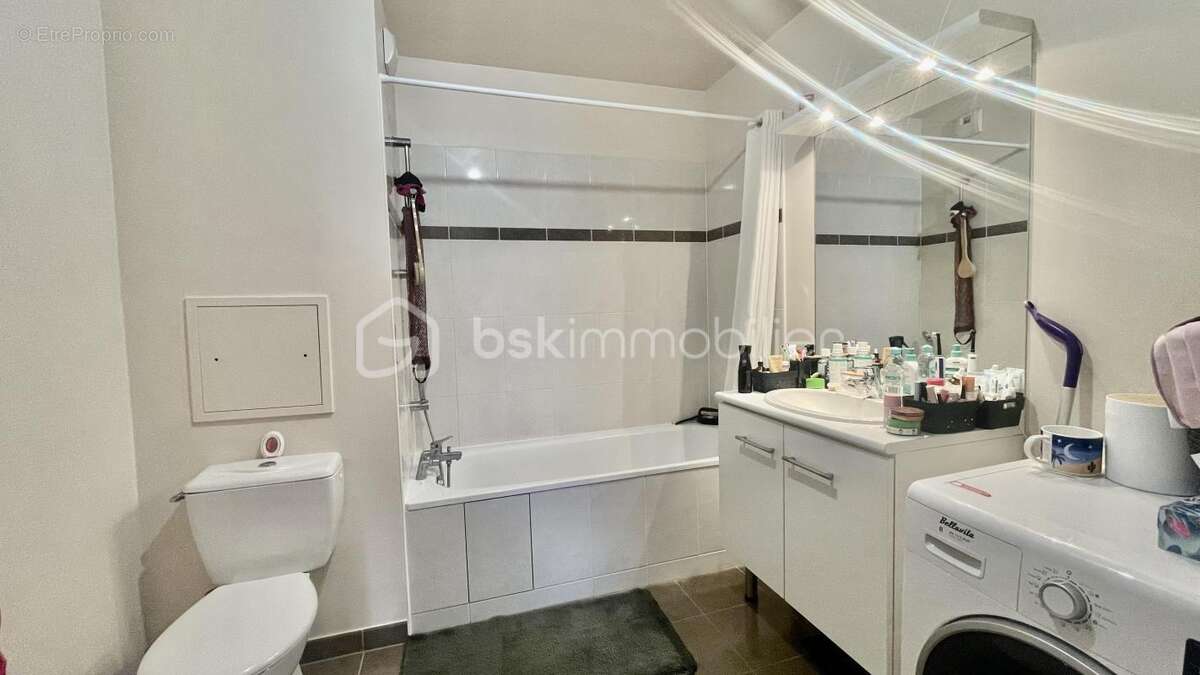Appartement à BOUSSY-SAINT-ANTOINE