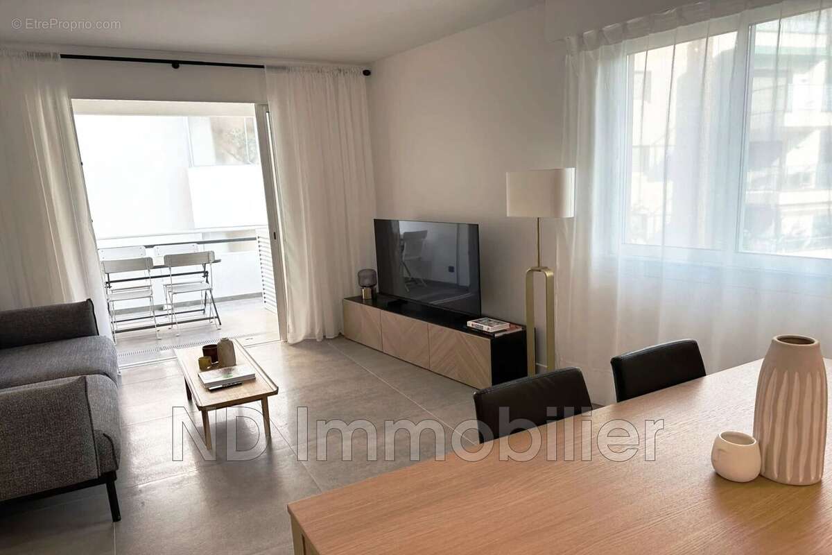 Appartement à CANNES