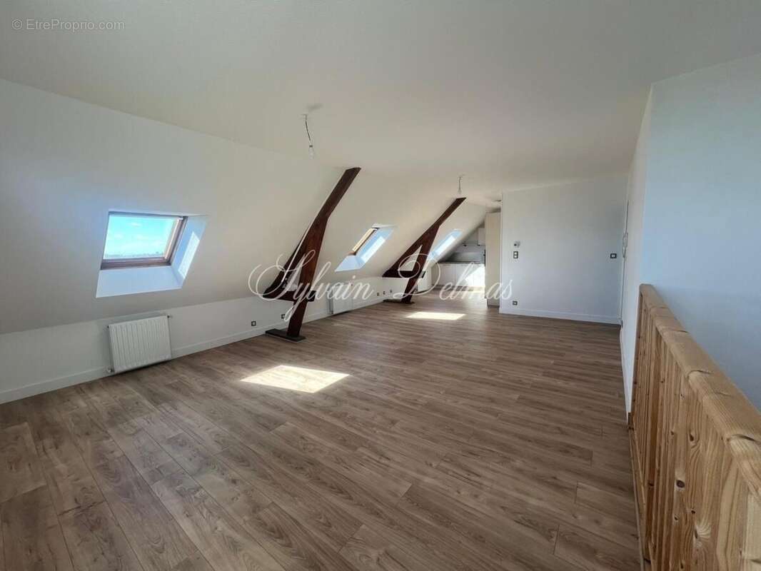 Immeuble à vendre SAINT CYR SUR LOIRE (37) - photo 12