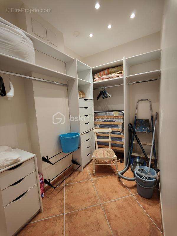 Appartement à MONTREDON-DES-CORBIERES