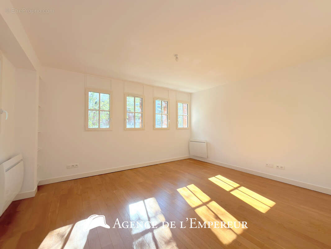 Appartement à GARCHES