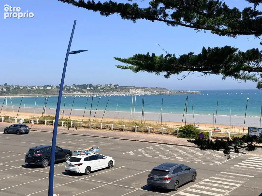 SAINT-CAST-LE-GUILDO   Villa en pierre avec vue mer, en front de mer - photo 16
