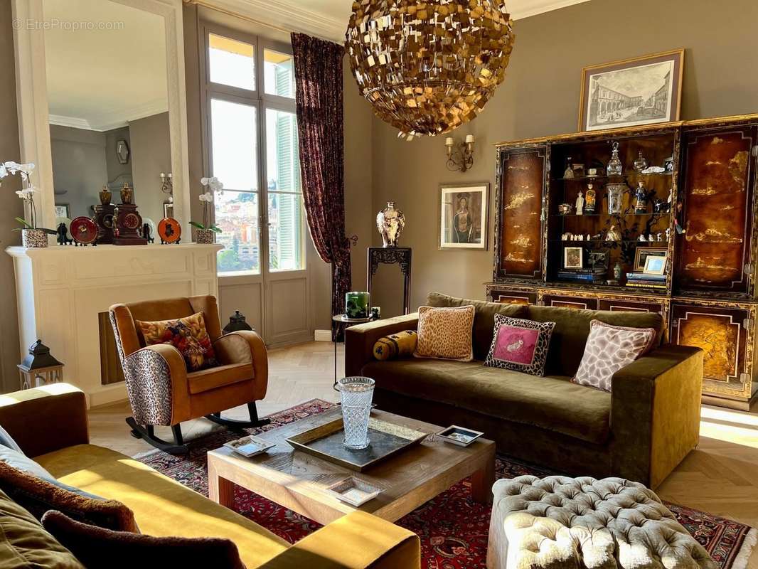 Appartement à GRASSE