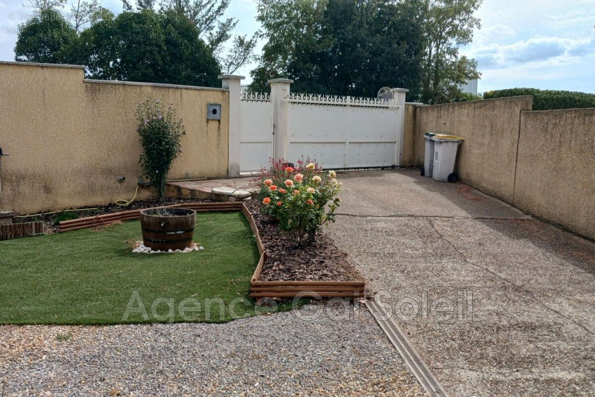 Maison à THEZAN-LES-BEZIERS