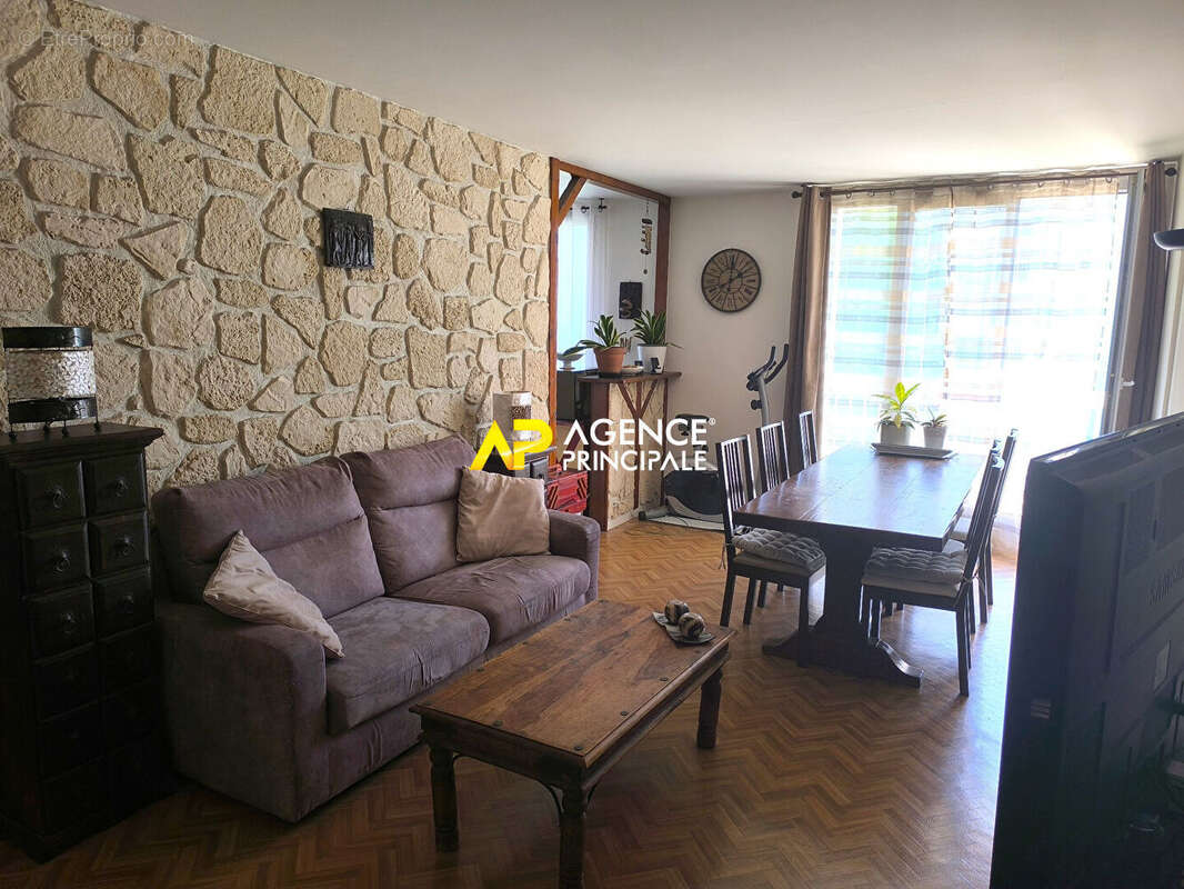 Appartement à BEZONS