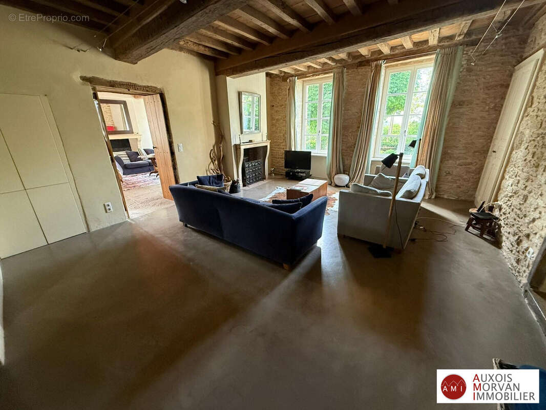 Maison à POUILLY-EN-AUXOIS