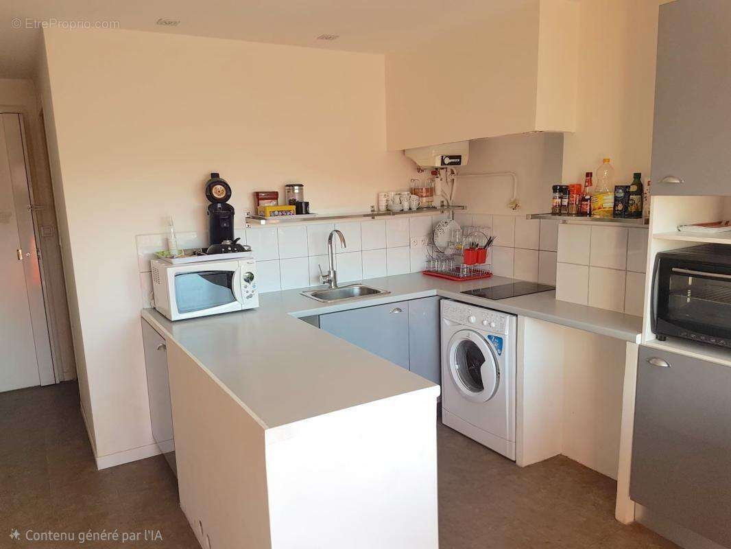Appartement à MARSEILLE-4E