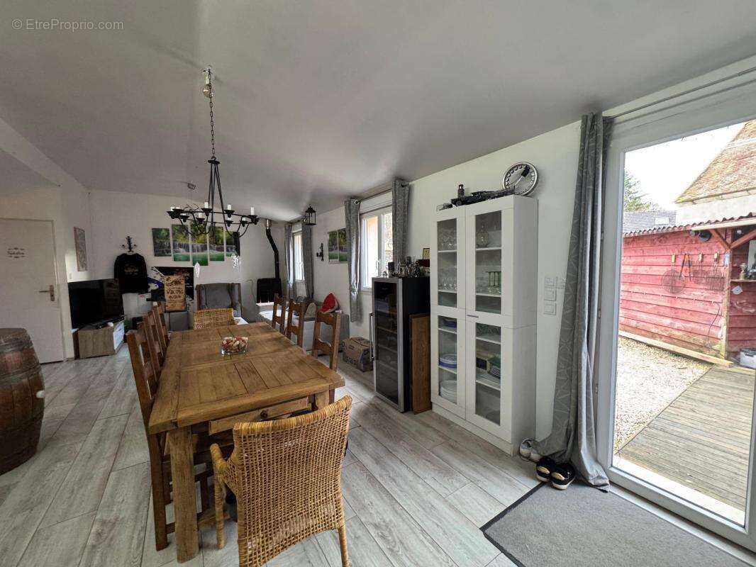 Maison à THURY-SOUS-CLERMONT